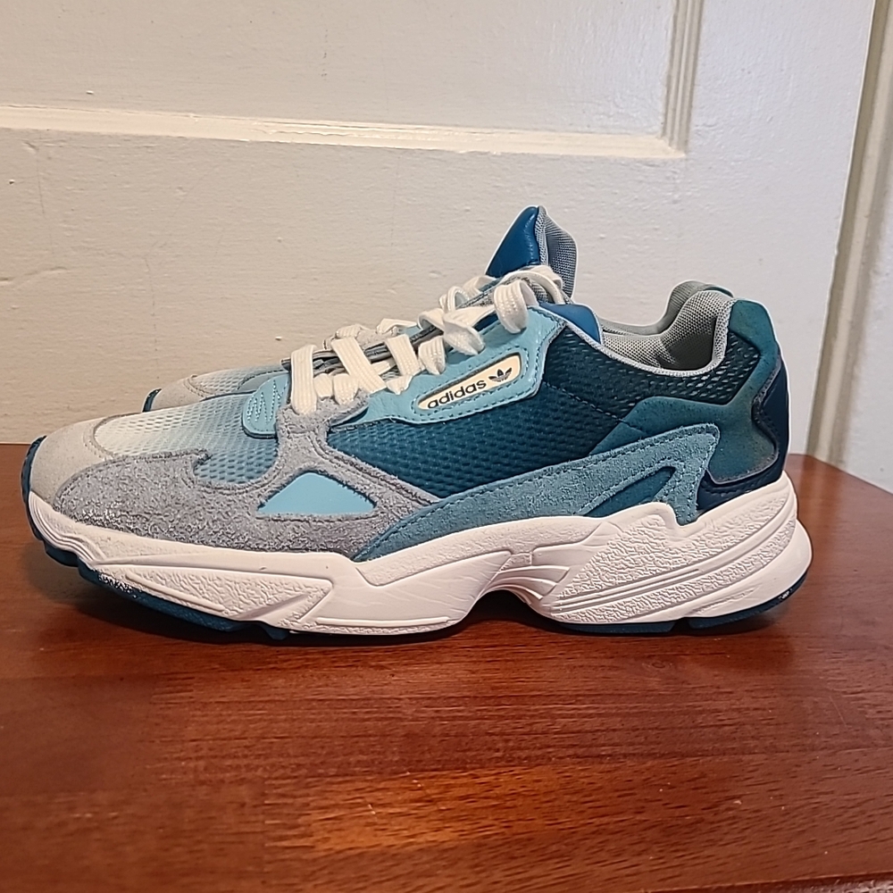Adidas Men's Blue and Gray Sneakers